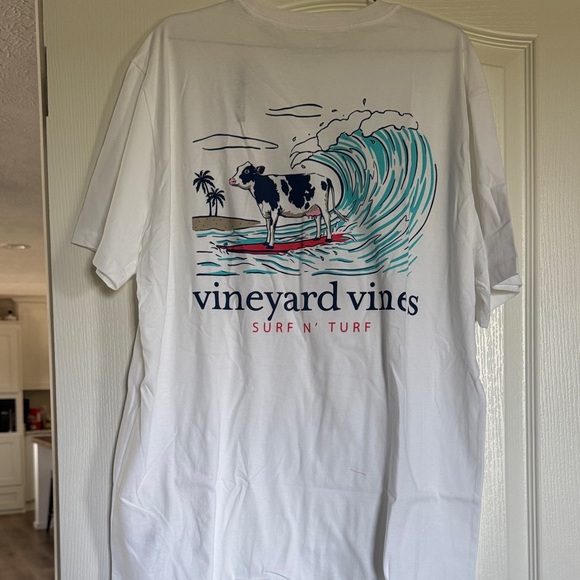 Vineyard Vines White Surf N' Turf Tee - Picture 1 of 5